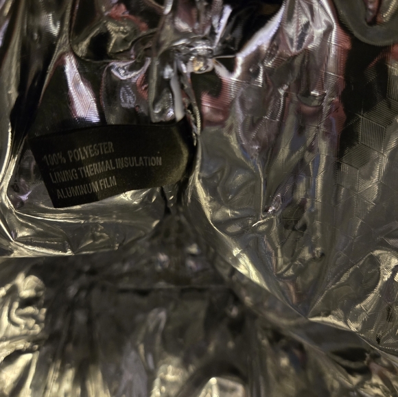 Isaac Mizrahi Insulated Gold Tote - Picture 10 of 14